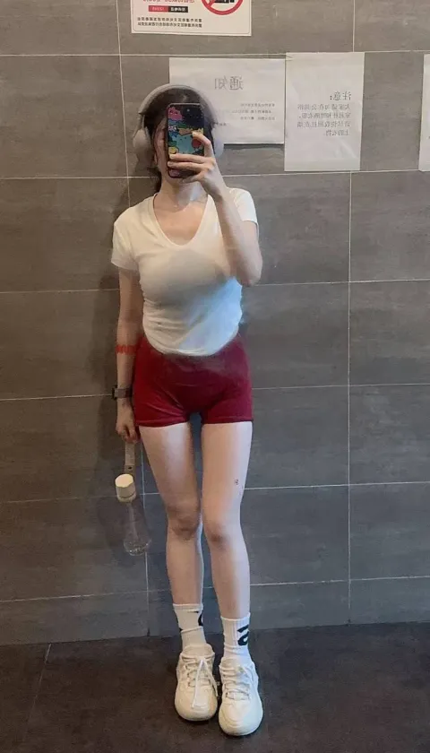 F427