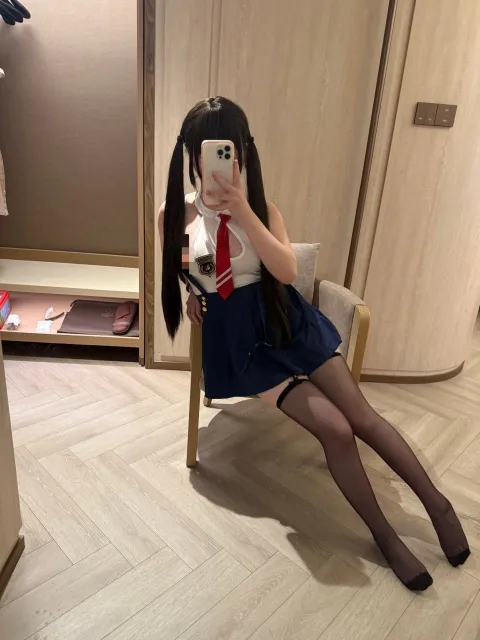F482