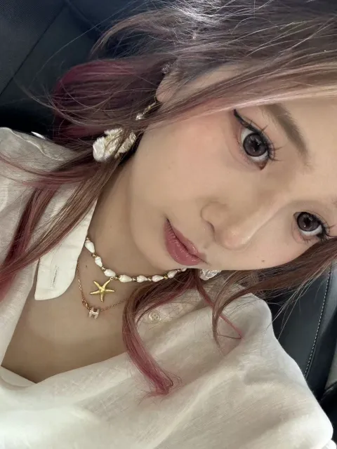 F492