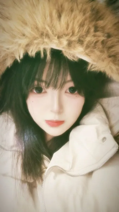 F524