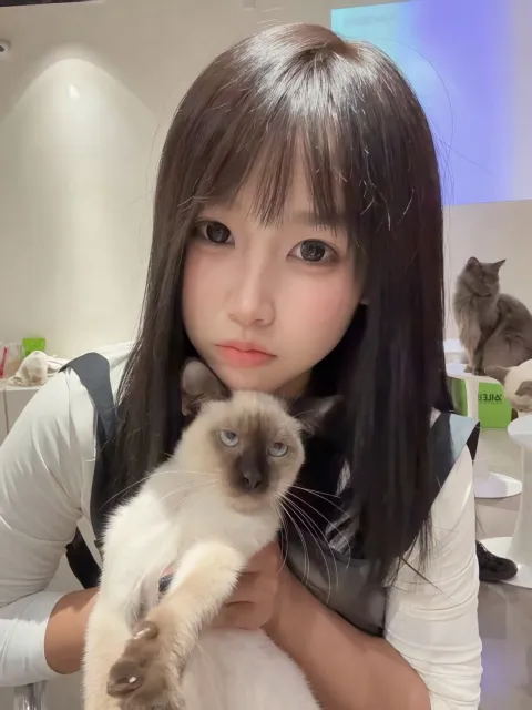 F532