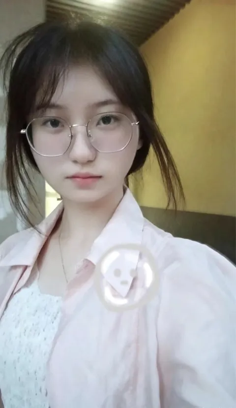 F537