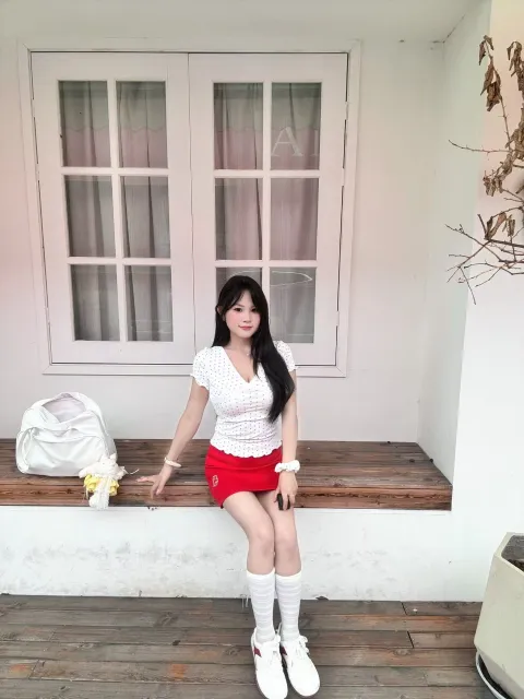 F562