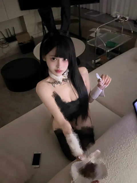 F574