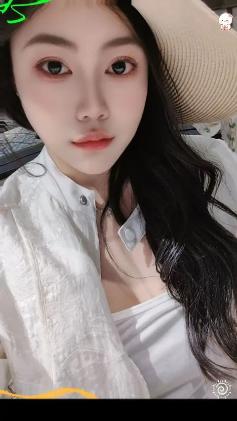 F697