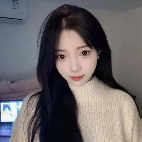 F763
