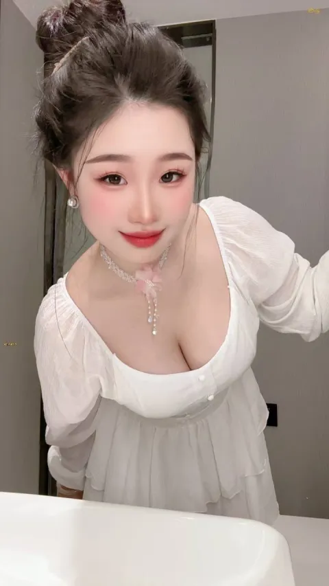 F766