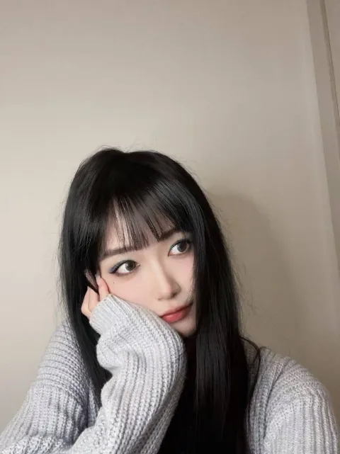 F884