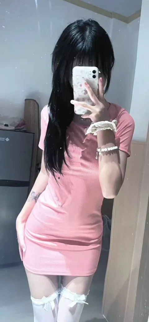 F922