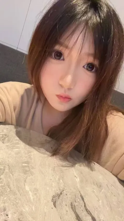 G048