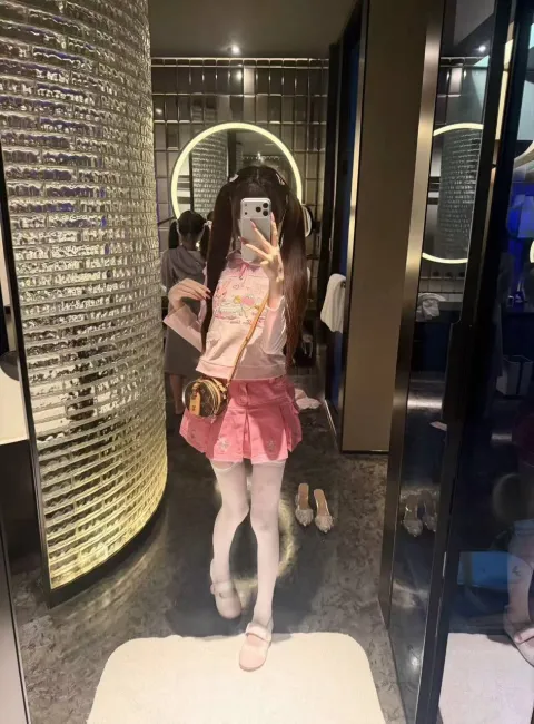 G524