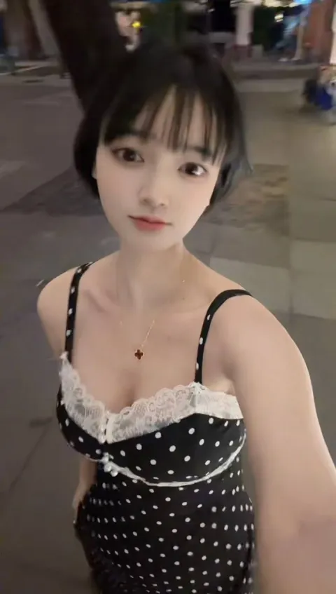 G734