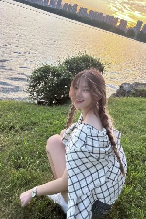 G834