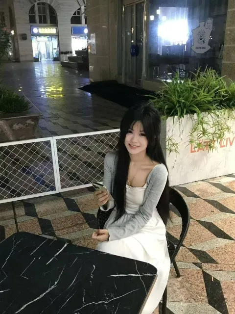 H421
