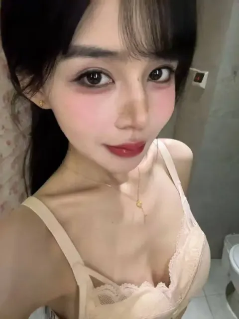 H444