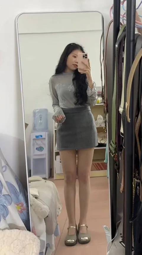 H697