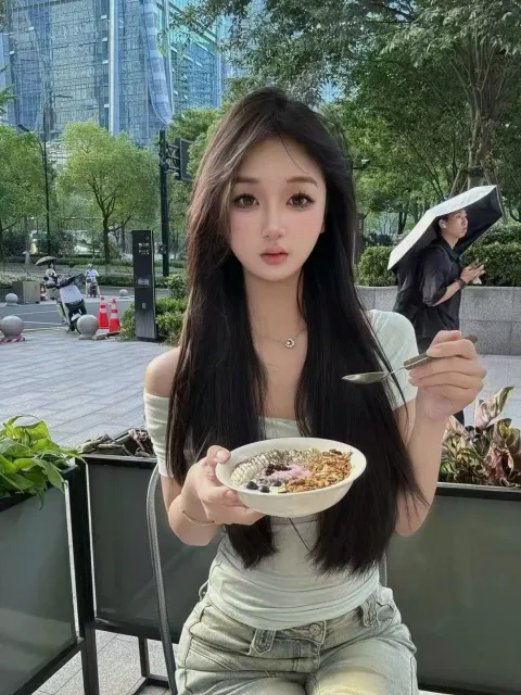 H717