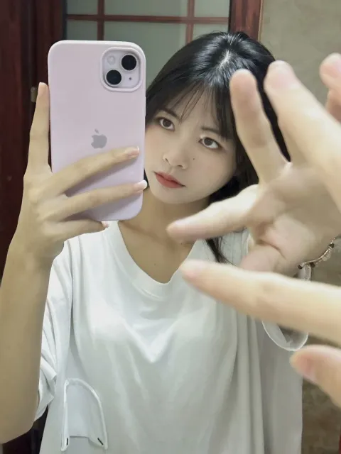 H718