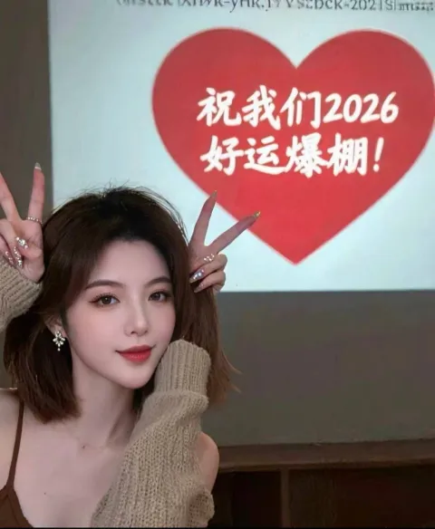 H763