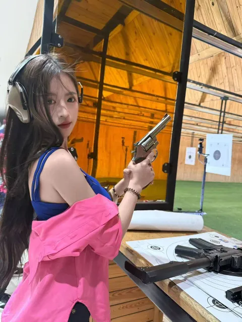 H869