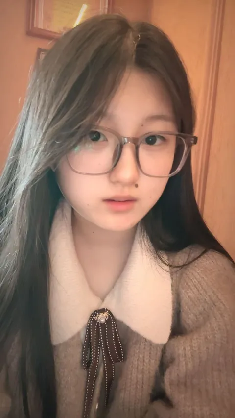 I025