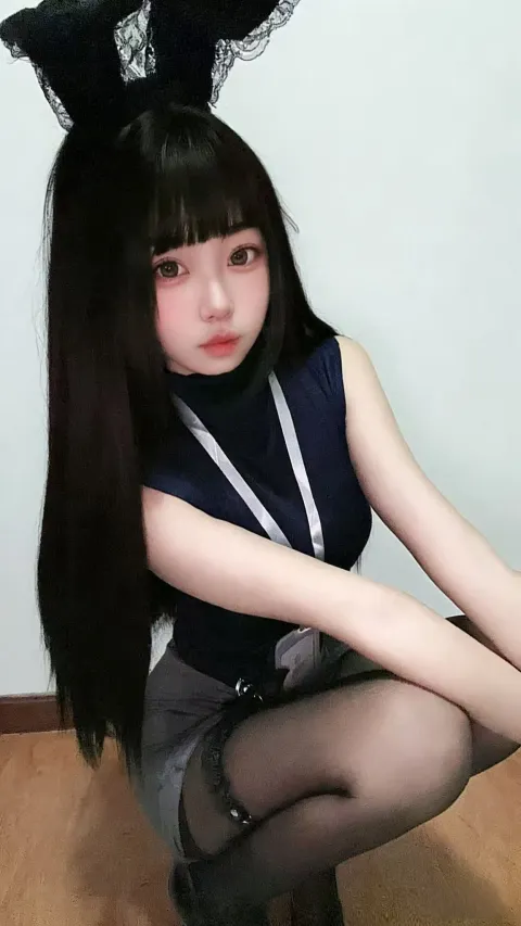 I739