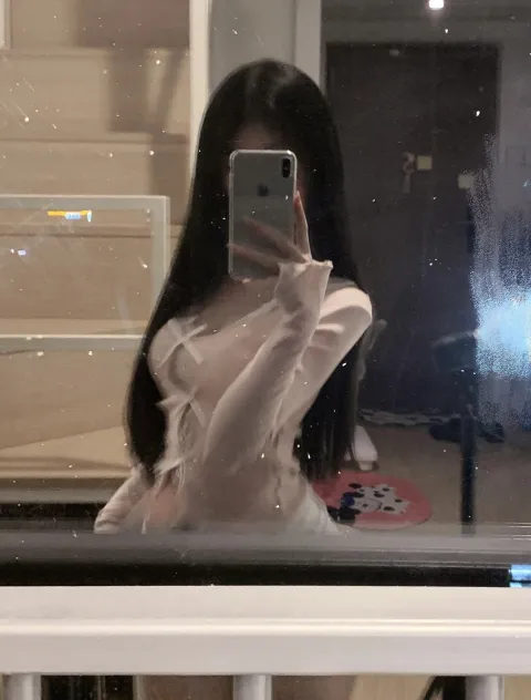I825