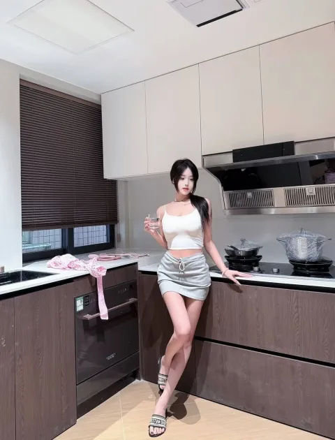 I873
