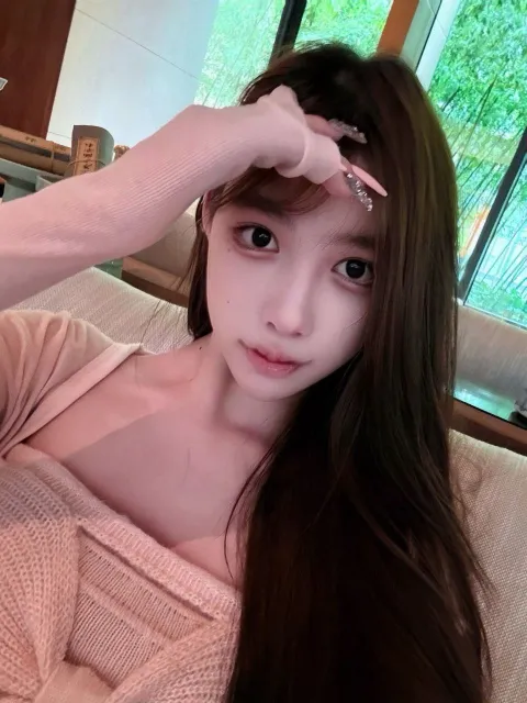 I923