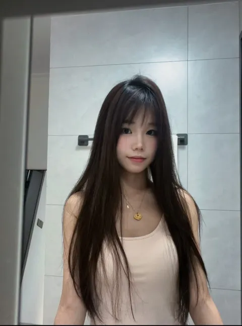 J822